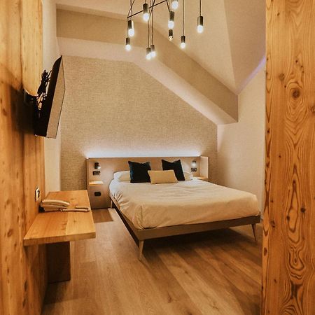 Albergo Meuble Vecchio Scarpone Baceno Exteriér fotografie