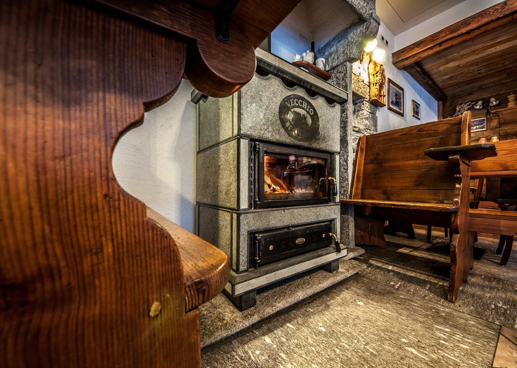 Albergo Meuble Vecchio Scarpone Baceno Exteriér fotografie