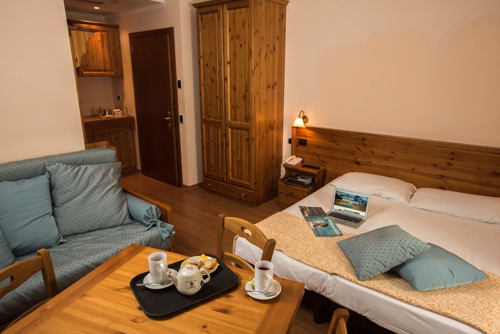 Albergo Meuble Vecchio Scarpone Baceno Pokoj fotografie